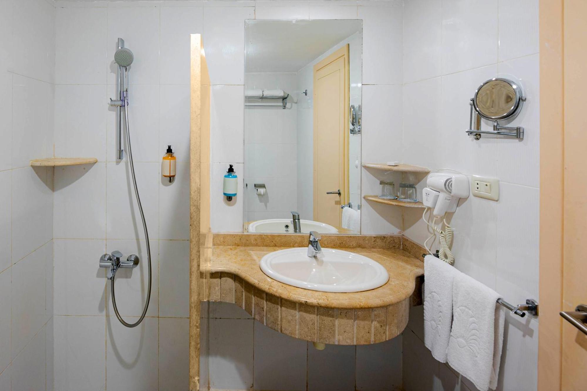 Standard Double or Twin Room,1772928938:JPEG